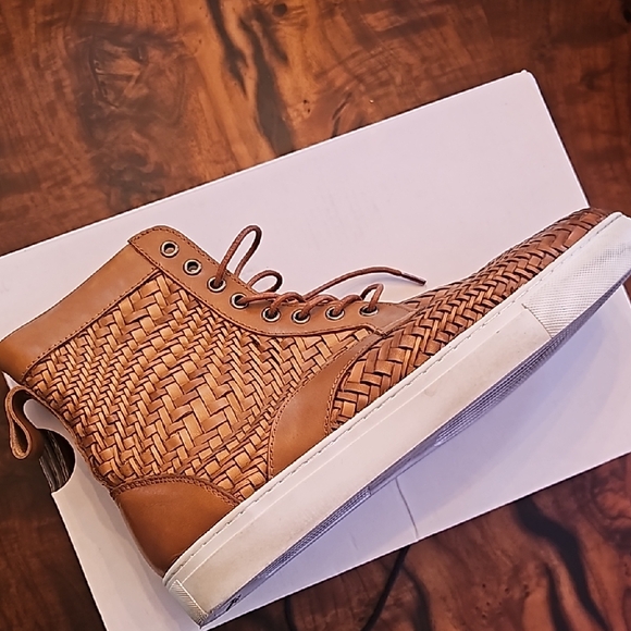 Magnus Brandy Woven Leather High Top Sneakers sz 10🔥ECU🔥 - Picture 2 of 9
